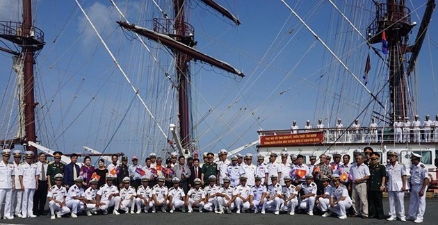 Vietnam People’s Navy ship visits Cambodia