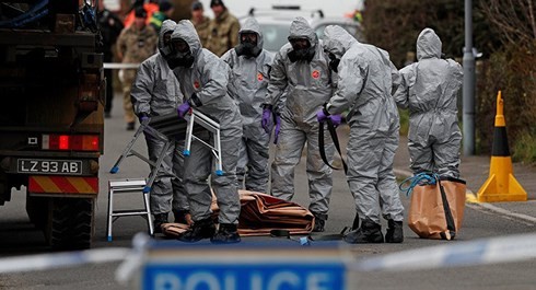 Kremlin calls British allegations in spy poisoning case unacceptable