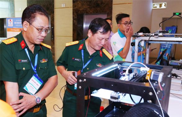 Robots disinfect rooms in Ho Chi Minh City 