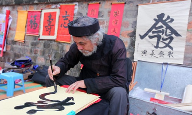 Calligraphy for the New Year – a fine custom of Vietnamese culture