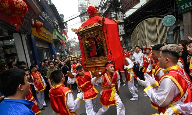 Five Moc villages’ festival preserves tradition in the heart of Hanoi 