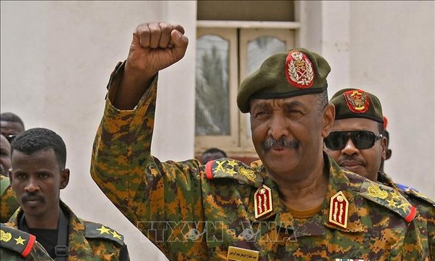 Sudan military leader arrives in Egypt 