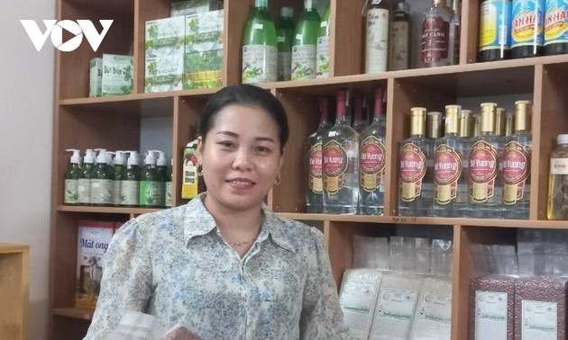 Hai Phong female farmer turns barren land into fertile paddy fields