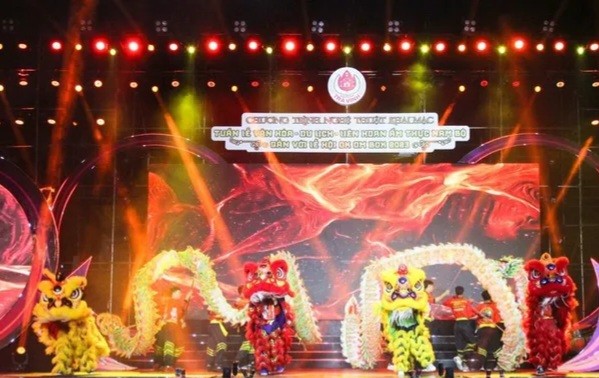 Ok-Om-Bok Festival celebrated in southern provinces