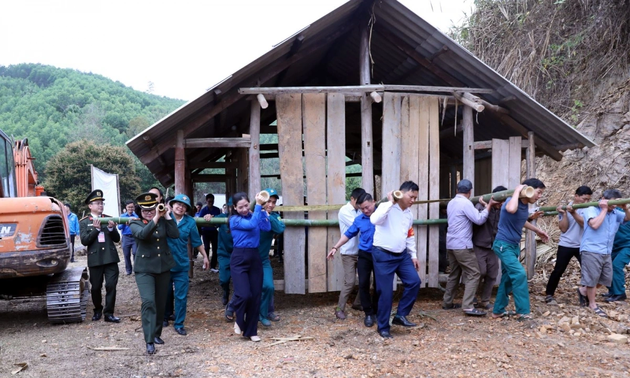 Tuyen Quang strives to eliminate temporary, dilapidated houses by Aug.31
