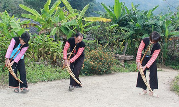 Khen panpipes echo Mong people’s soul