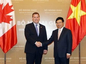 Canada cam kết giúp Việt Nam cải cách hệ thống ngân hàng 	