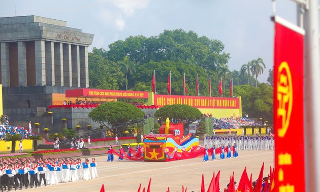 Российские друзья говорят о Вьетнаме по случаю 80-летия Дня Независимости: от героических воспоминаний до уверенности в перспективе развития страны