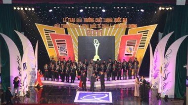 98 empresas vietnamitas ganan premios de Calidad nacional e internacional 2011