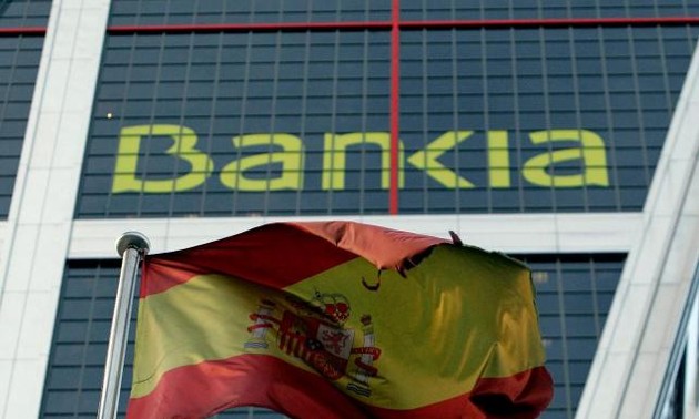 España solicita préstamos para salvar la banca