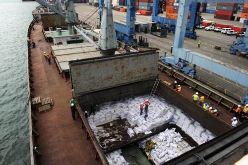 Panamá y Corea del Norte negociarán sobre destino del barco retenido con armas