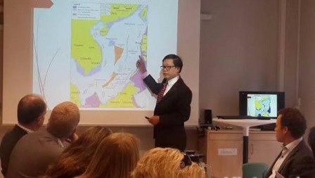 Tertulia sobre la situación del Mar Oriental en Noruega