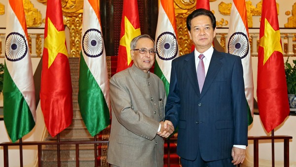 Vietnam e India por ampliar y profundizar cooperación bilateral