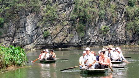 Efectúan en Ciudad Ho Chi Minh conferencia sobre estímulo turístico interno
