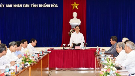 Orienta primer ministro de Vietnam el desarrollo turístico en provincia Khanh Hoa