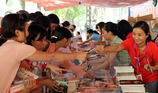 Se presentan otras 7 obras literarias rusas al lector vietnamita 