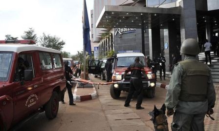 Malí declara estado de emergencia de 10 días tras atentado a hotel