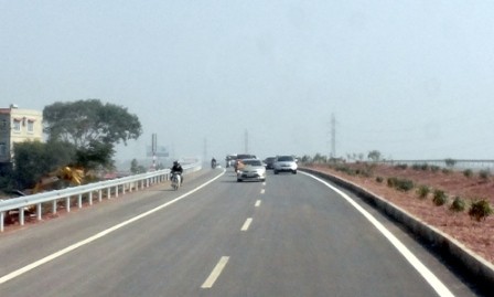 Ponen en marcha tramo mejorado Hanoi-Bac Giang en Carretera Nacional I