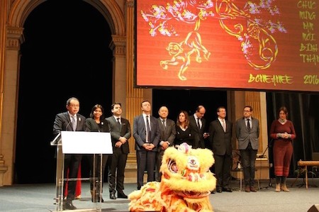 Vietnamitas en Francia celebran año nuevo lunar 2016