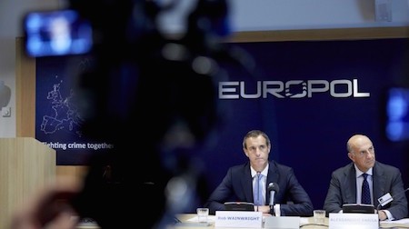 Europol alerta sobre ataques terroristas posibles en días de Eurocopa 2016