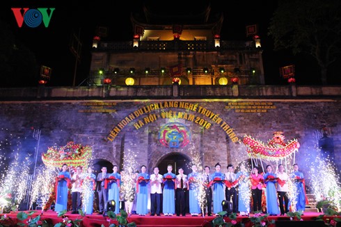 Festival de Turismo de Aldeas de Oficios Tradicionales de Hanoi-Vietnam 2016