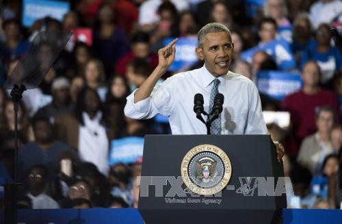 Obama critica a FBI por decisión relativa a investigación de emails de Hillary Clinton