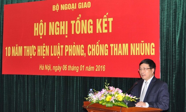 Destacan progresos de Vietnam en batalla contra la corrupción 