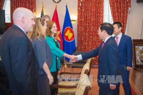 Vietnam dispuesto a facilitar operaciones de empresas estadounidenses en su país