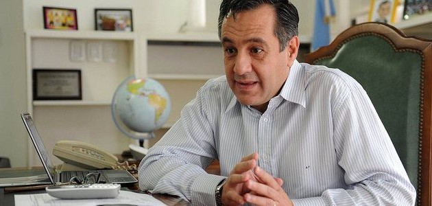 Anuncian los cambios en el Gobierno argentino en vísperas de las elecciones legislativas