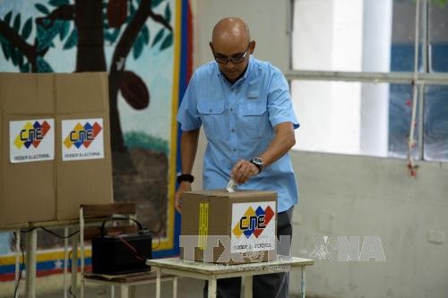 Declaran triunfo del oficialismo en las elecciones municipales en Venezuela