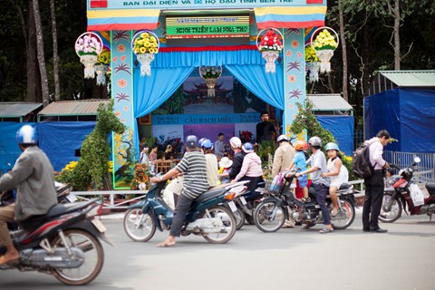 Comunidad religiosa en Tay Ninh celebra una de las dos fiestas más importantes del Caodaismo