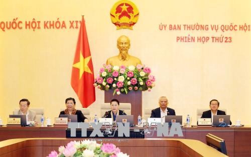 Debaten sobre preparativos del próximo período de sesiones del Parlamento vietnamita