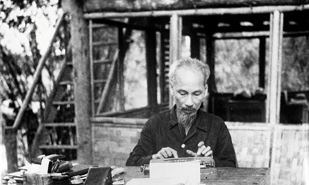 Apegado Vietnam al ideario y la moralidad del presidente Ho Chi Minh