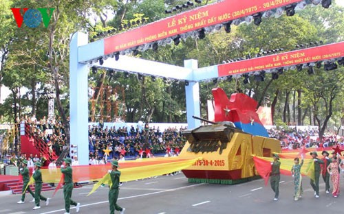 Celebran en Venezuela los 44 años de la Reunificación de Vietnam