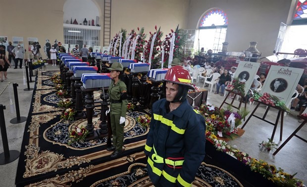 Cuba rinde homenaje a los caídos en trágico incendio en Matanzas