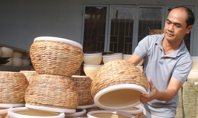 Aldeas de oficio tradicional en Binh Duong se adaptan a la era digital