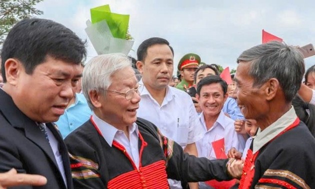 Secretario general Nguyen Phu Trong, en el corazón de su pueblo