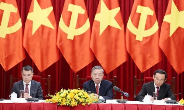 To Lam: La victoria del 30 de abril de 1975 es la mayor proeza de la causa de la liberación y reunificación de Vietnam