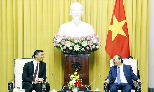 Nguyên Xuân Phuc reçoit Philipp Rosler