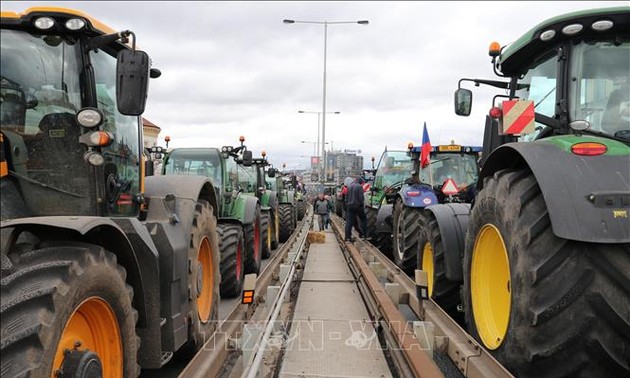 Manifestations des agriculteurs à la frontière Slovaque-Tchèque