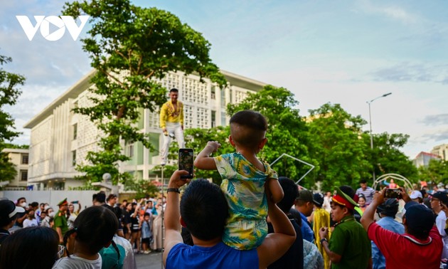 Le Festival de Huê: Un carrefour culturel éclatant