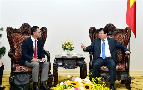 รัฐบาลเวียดนามให้ความสนใจและอำนวยความสะดวกให้แก่นักลงทุนต่างชาติ