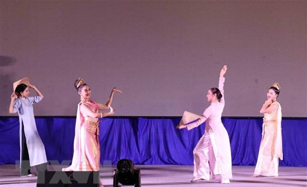 การแลกเปลี่ยนวัฒนธรรมเวียดนาม - ไทย กระชับไมตรีจิตรมิตรภาพระหว่างประชาชนทั้งสองประเทศ