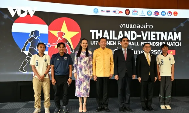 ฟุตบอลช่วยกระชับความสัมพันธ์ระดับประชาชนเวียดนาม - ไทย