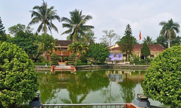 อนุสรณ์สถานประธานโฮจิมินห์ที่เมืองเหงียะโหละ— อยู่ในใจชาวตะวันตกเฉียงเหนือตลอดกาล