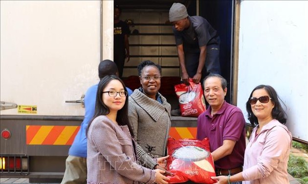 Vietnamese help Zimbabwe recover from Cyclone Idai