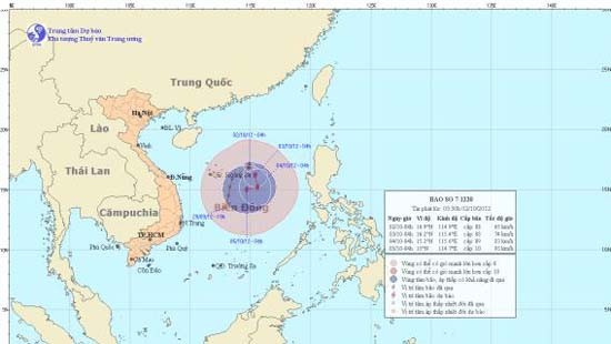 Bão trên biển Đông đang mạnh dần lên 