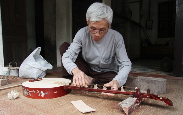 Làng làm đàn Đào Xá, nơi lưu giữ thanh âm hồn Việt