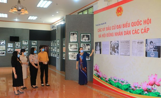 Vĩnh Long trưng bày những hình ảnh đẹp về các kỳ bầu cử