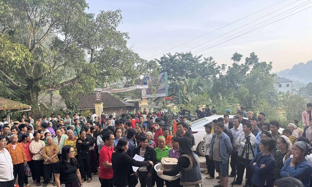 Kiều bào Nhật Bản tặng 400 triệu đồng tới đồng bào vùng lũ tỉnh Cao Bằng